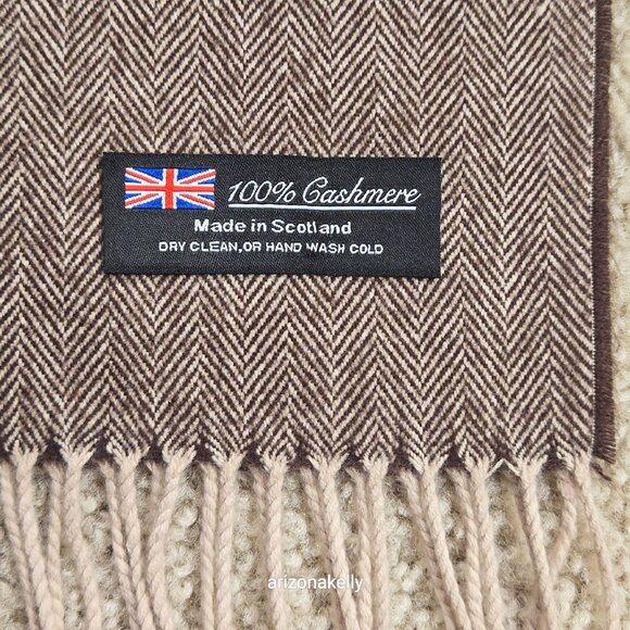 NWOT Cashmere Herringbone Scarf Brown & Creme Made in Scotland - Picture 4 of 8